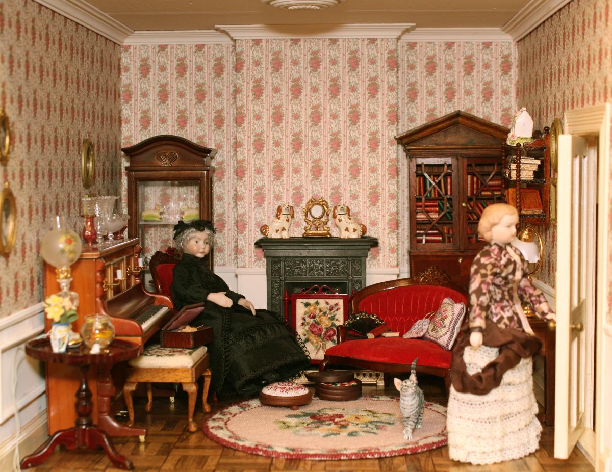 Janet's dollhouse parlour