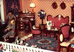 "Elizabeth" design rug, in Heide's dollhouse