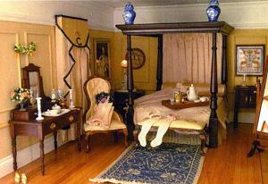 Veronica's Georgian dollhouse - "Rosannah" carpet